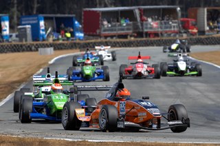 Damon Leitch leads the field at Teretonga, January 2012